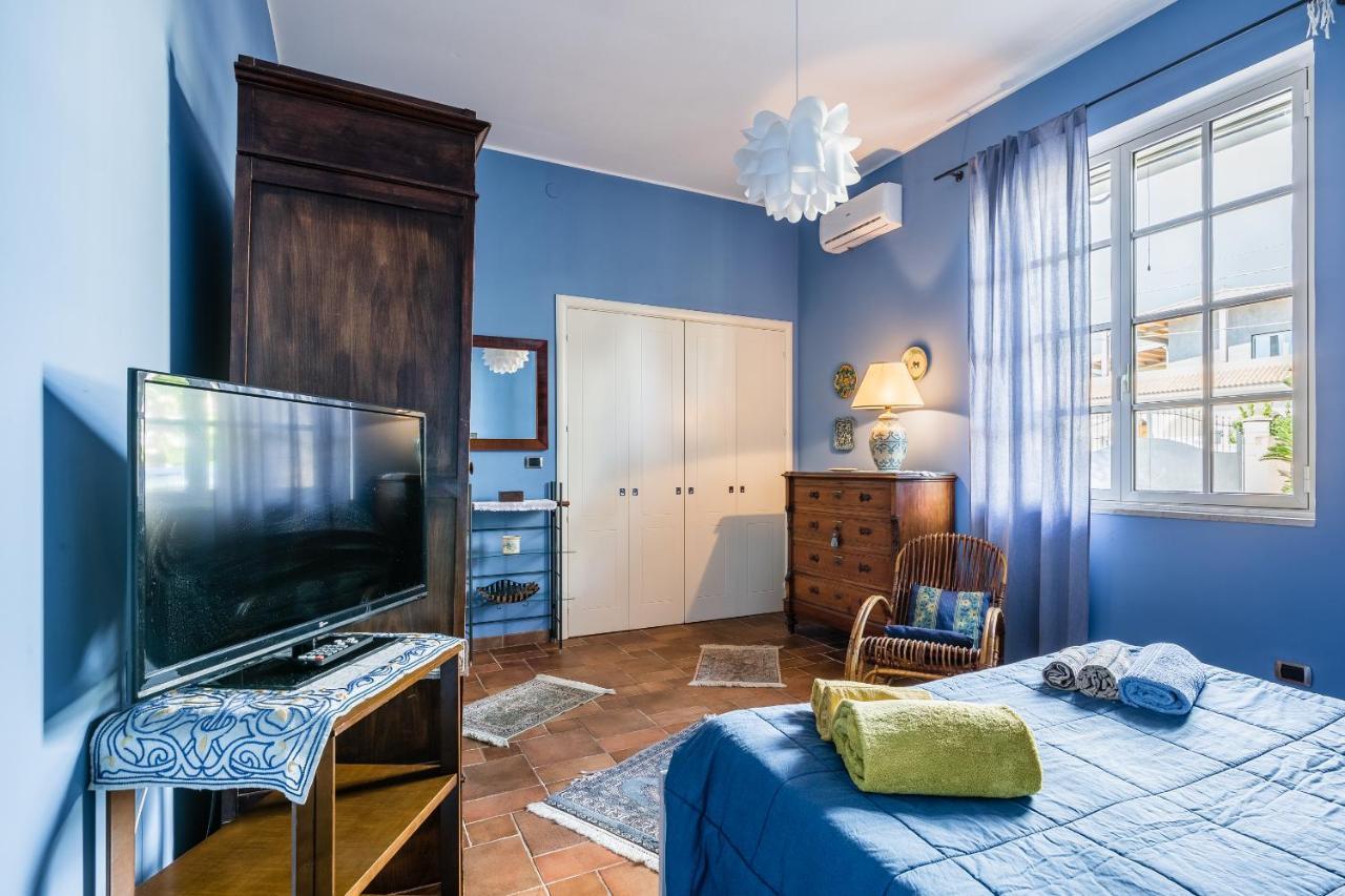 Blumarine On The Sea, Parking & Wifi Villa Авола Екстериор снимка