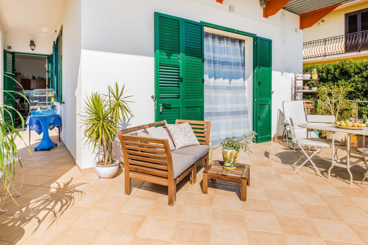 Blumarine On The Sea, Parking & Wifi Villa Авола Екстериор снимка