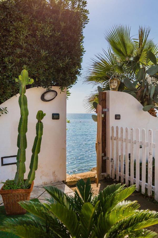Blumarine On The Sea, Parking & Wifi Villa Авола Екстериор снимка